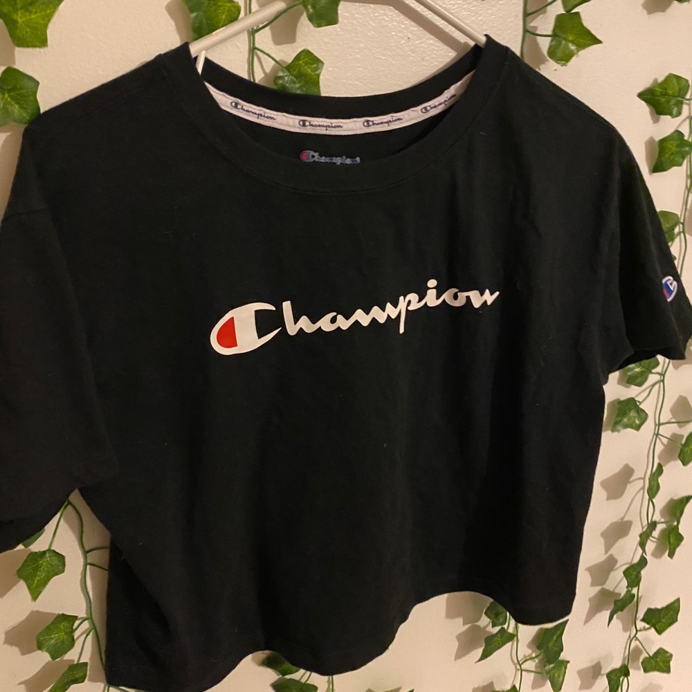 champion cropped tee